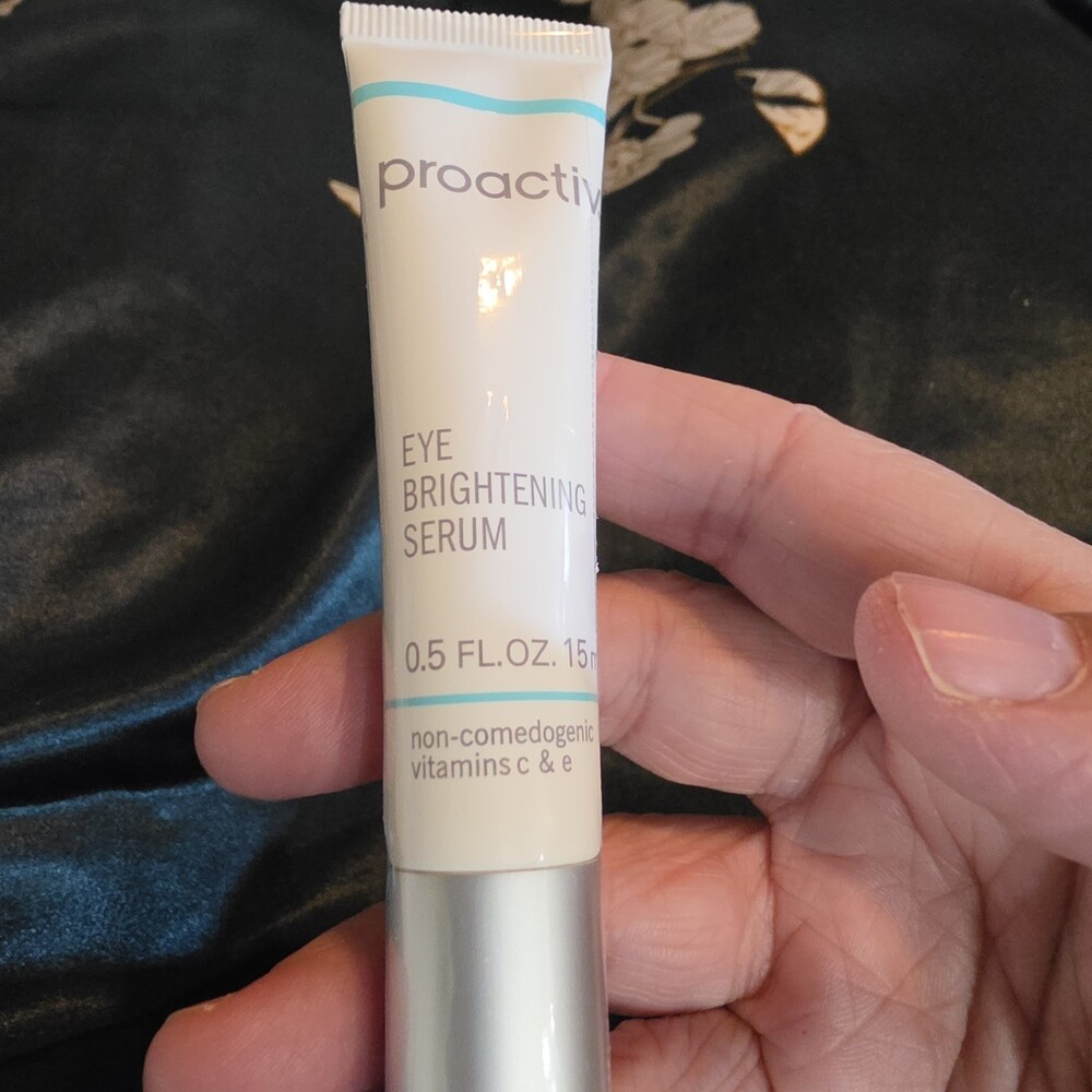 Proactiv Eye Brightening Serum Antioxidants Peptides Vitamin C  & E 0.5oz Sealed